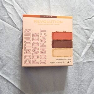 Revolution Contour Powder Compact in Medium Shade
